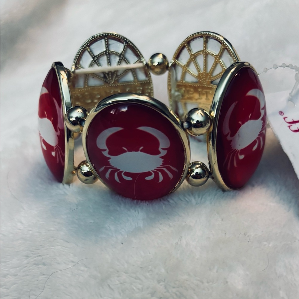 Top It Off Crab 🦀 Stretch Bracelet